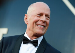 Bruce Willis Afacia 2