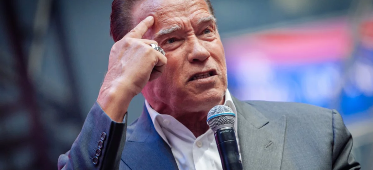 Implantan marcapasos a Arnold Schwarzenegger tras cirugías de corazón