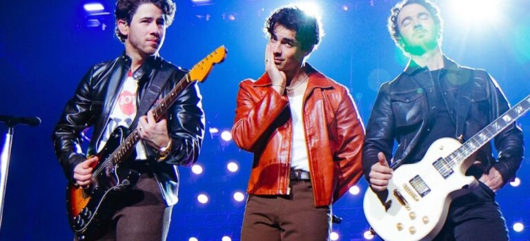 Jonas Brothers posponen fechas en México tras caso de Influenza