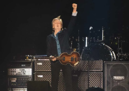 Hermano de Elon Musk planeó el show de drones de Paul McCartney en concierto de la CDMX