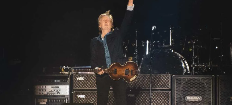 Hermano de Elon Musk planeó el show de drones de Paul McCartney en concierto de la CDMX