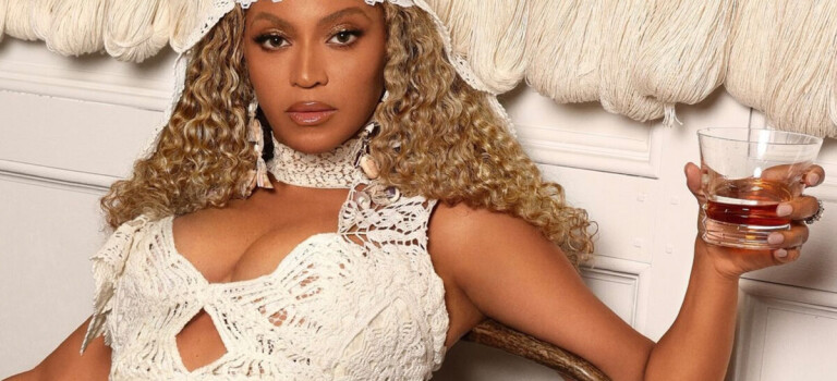 Beyoncé busca adueñarse del mundo, ahora con su propio whisky